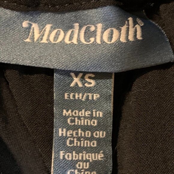 Modcloth Women's You Sassy Thing Skater Skirt With Pockets Size XS - Picture 7 of 12